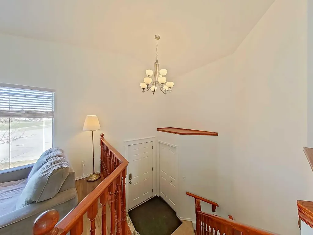 4407 58 Street Close Rocky Mountain House AB T4T0A4