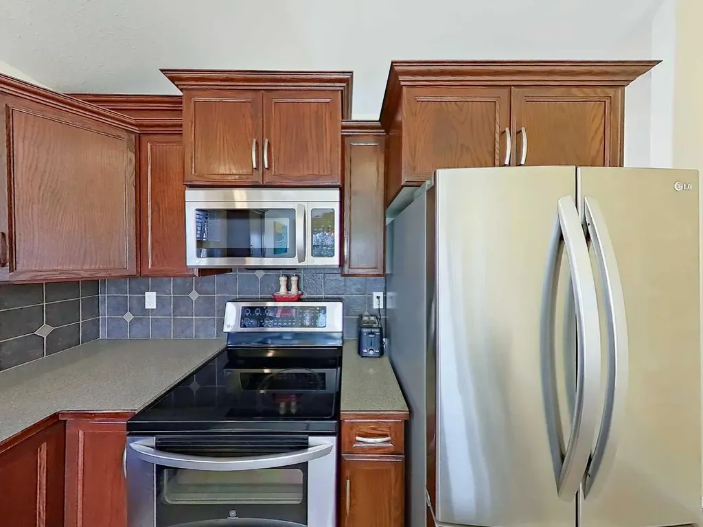 4407 58 Street Close Rocky Mountain House AB T4T0A4