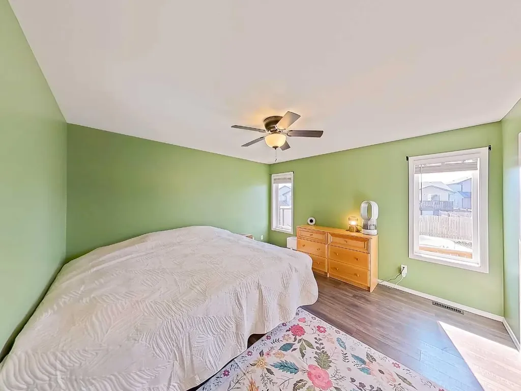 4407 58 Street Close Rocky Mountain House AB T4T0A4