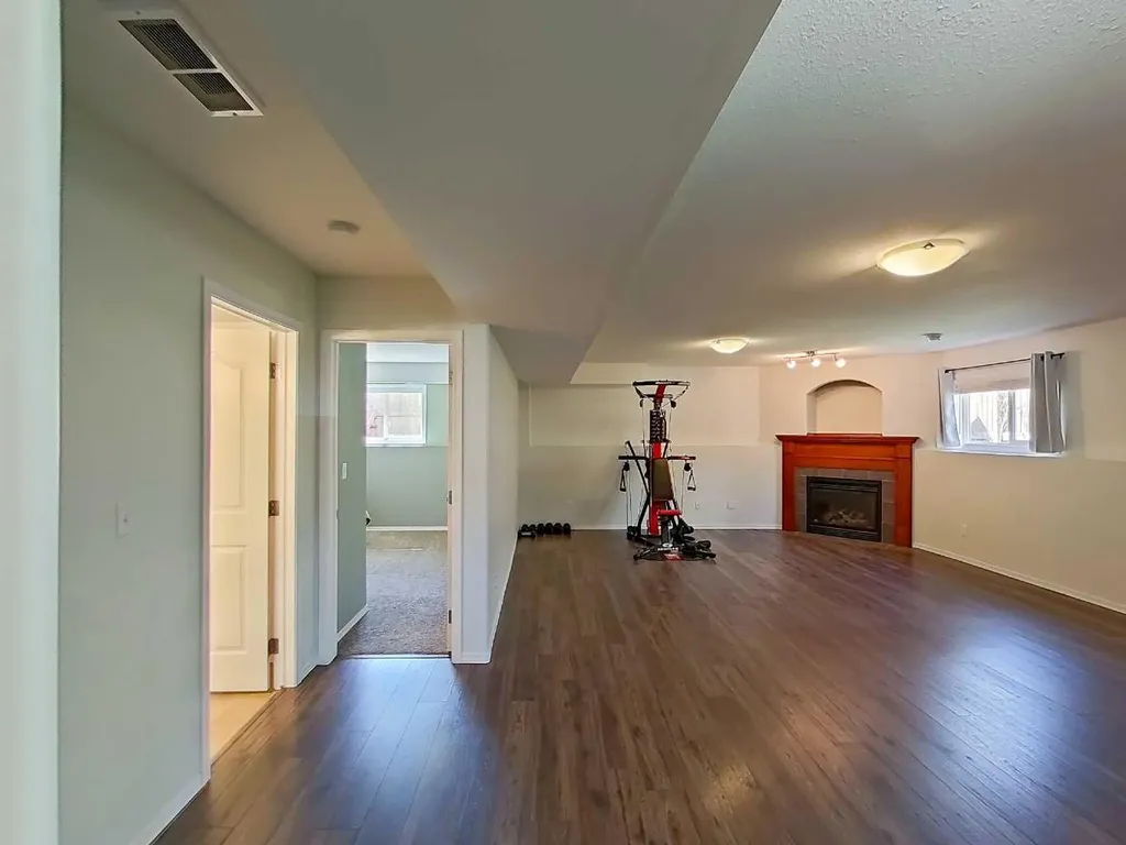 4407 58 Street Close Rocky Mountain House AB T4T0A4