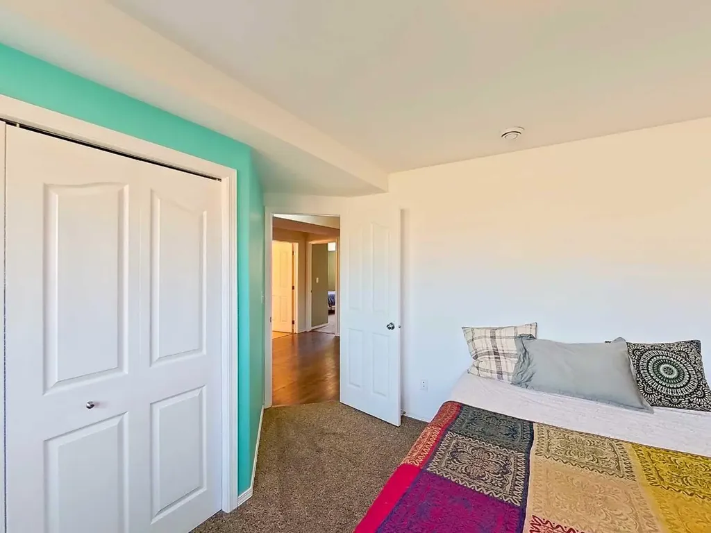 4407 58 Street Close Rocky Mountain House AB T4T0A4