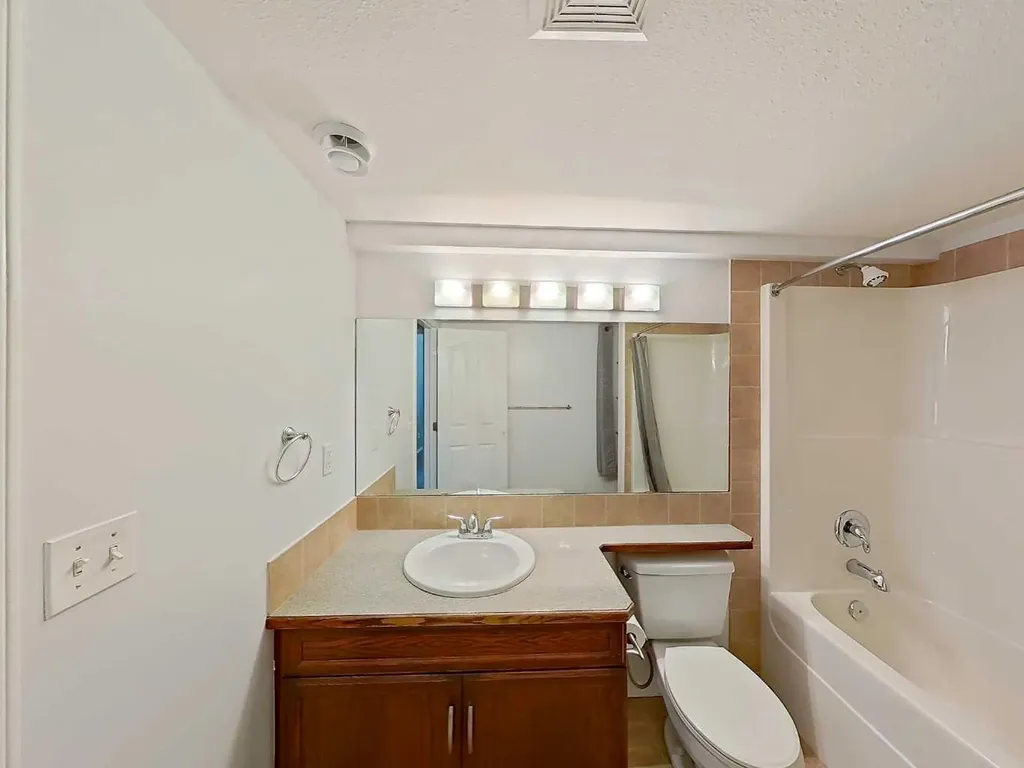 4407 58 Street Close Rocky Mountain House AB T4T0A4