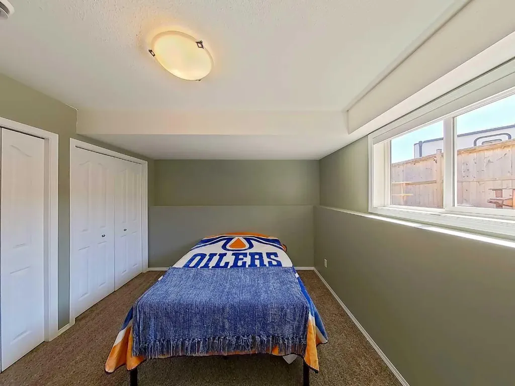 4407 58 Street Close Rocky Mountain House AB T4T0A4