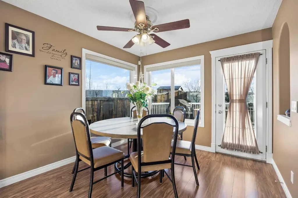 67 Evansmeade Crescent NW Calgary AB T3P 1B9