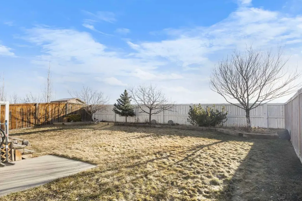 67 Evansmeade Crescent NW Calgary AB T3P 1B9