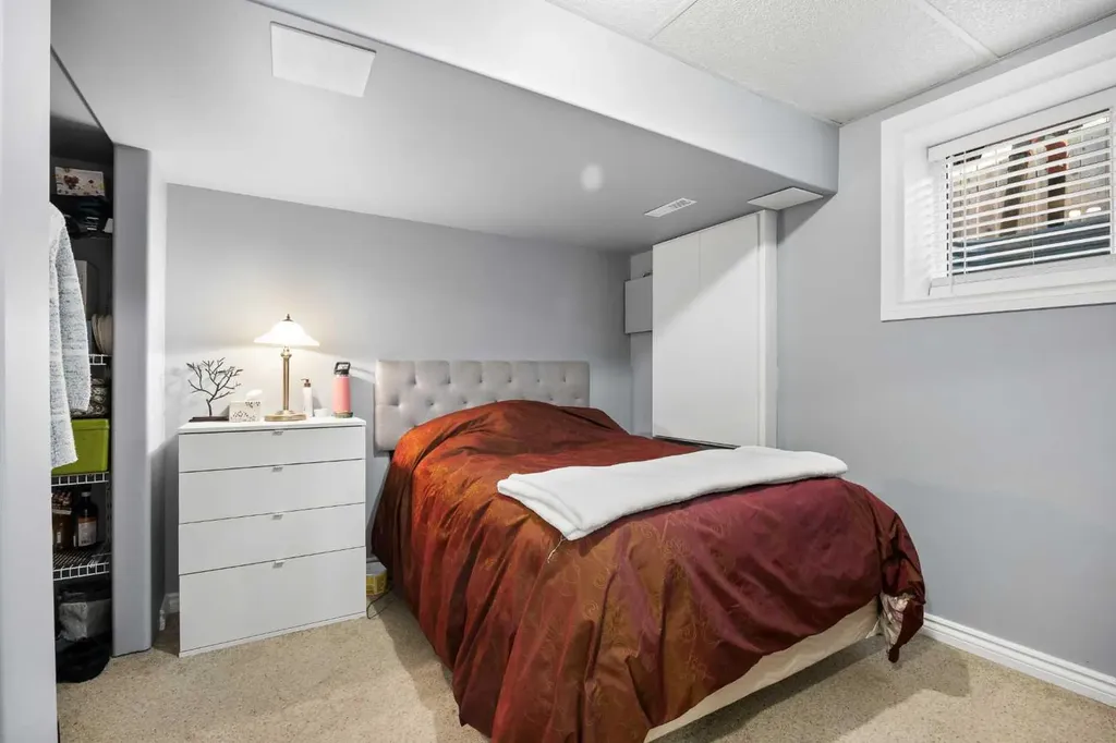 67 Evansmeade Crescent NW Calgary AB T3P 1B9