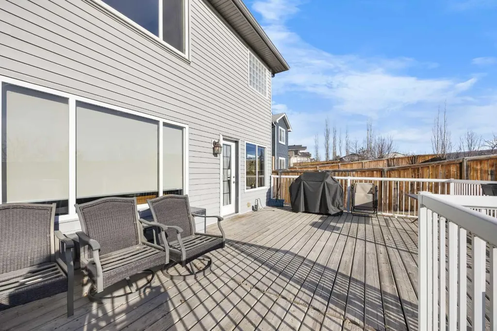 67 Evansmeade Crescent NW Calgary AB T3P 1B9