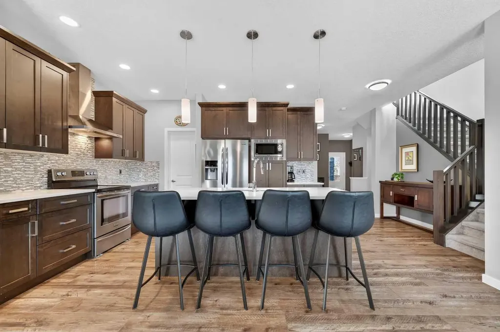 242 Mahogany Passage SE Calgary AB T3M 2J8
