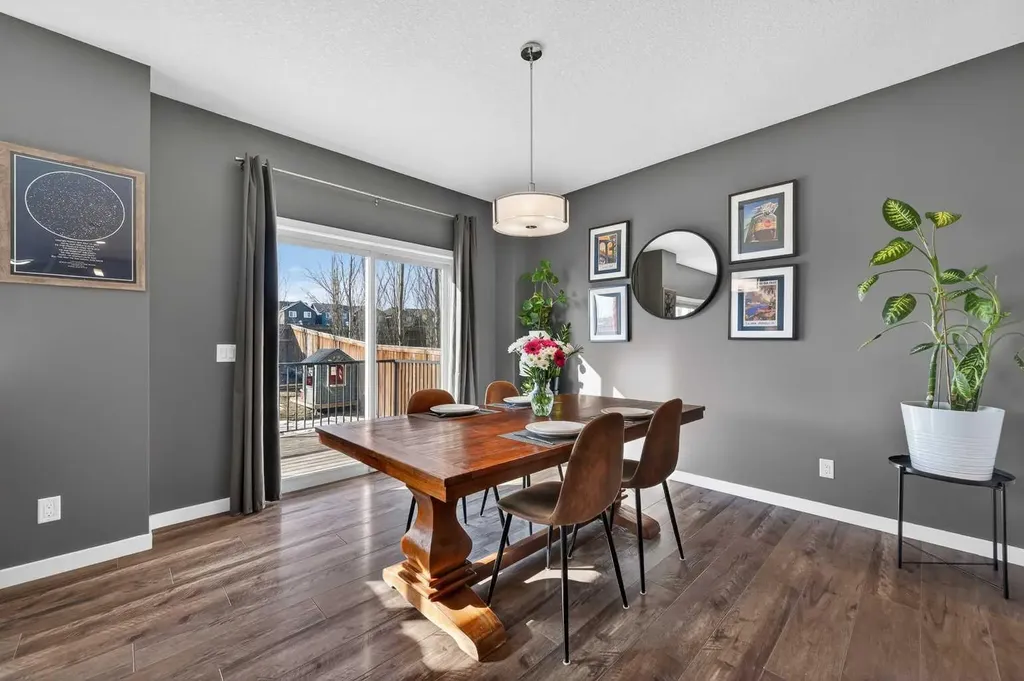 242 Mahogany Passage SE Calgary AB T3M 2J8