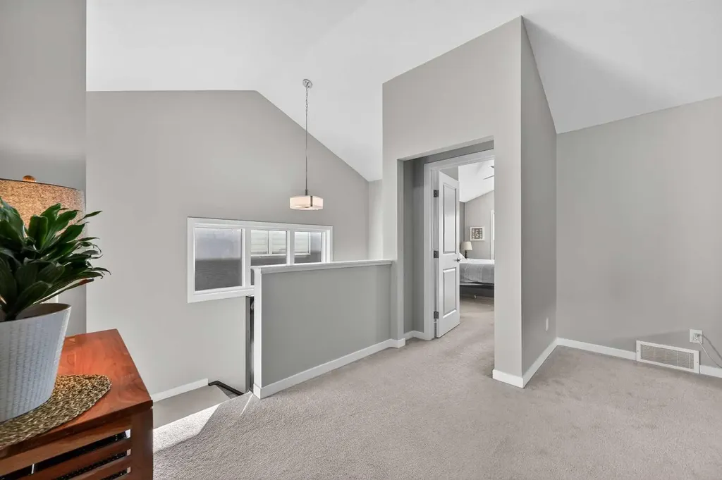 242 Mahogany Passage SE Calgary AB T3M 2J8