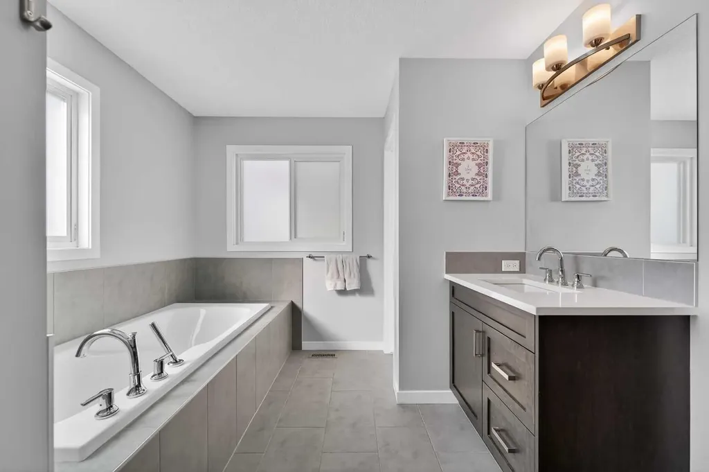 242 Mahogany Passage SE Calgary AB T3M 2J8
