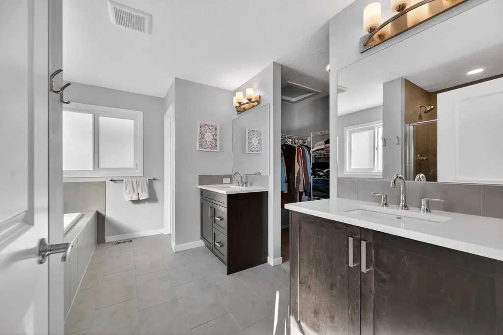 242 Mahogany Passage SE Calgary AB T3M 2J8