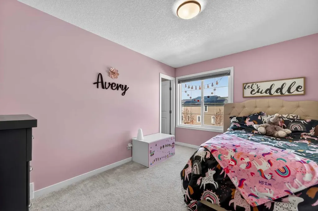 242 Mahogany Passage SE Calgary AB T3M 2J8