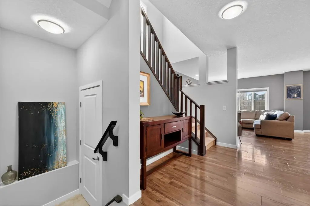 242 Mahogany Passage SE Calgary AB T3M 2J8