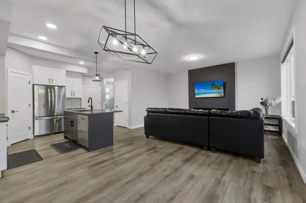 119 Crestview Boulevard Sylvan Lake AB T4S 0V8