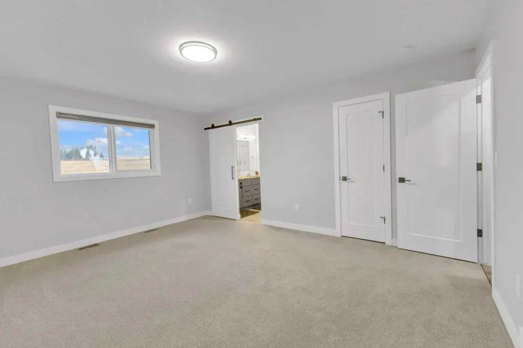 119 Crestview Boulevard Sylvan Lake AB T4S 0V8