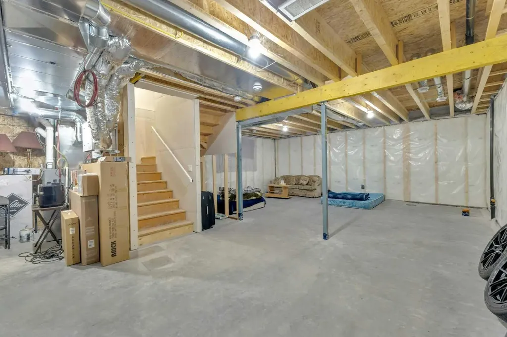 119 Crestview Boulevard Sylvan Lake AB T4S 0V8
