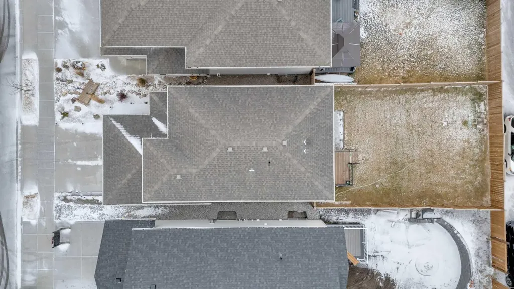119 Crestview Boulevard Sylvan Lake AB T4S 0V8