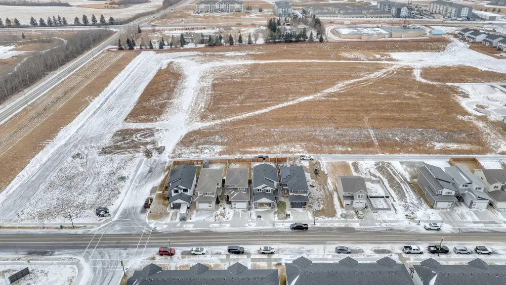 119 Crestview Boulevard Sylvan Lake AB T4S 0V8