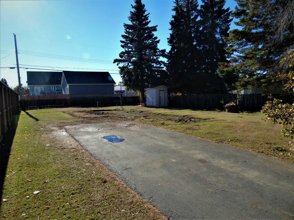 609 3rd Avenue NW Slave Lake AB T0G 2A1