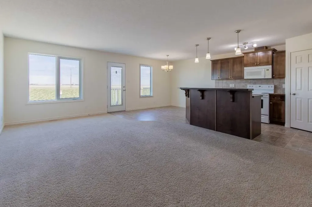 4406 Lake Drive Coalhurst AB T0L0V2