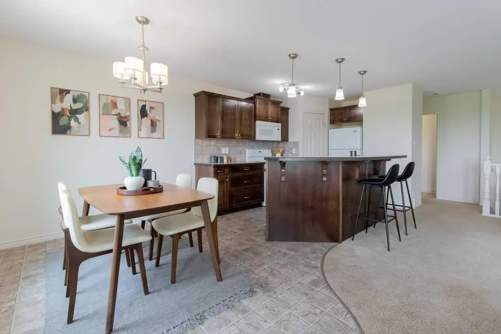 4406 Lake Drive Coalhurst AB T0L0V2