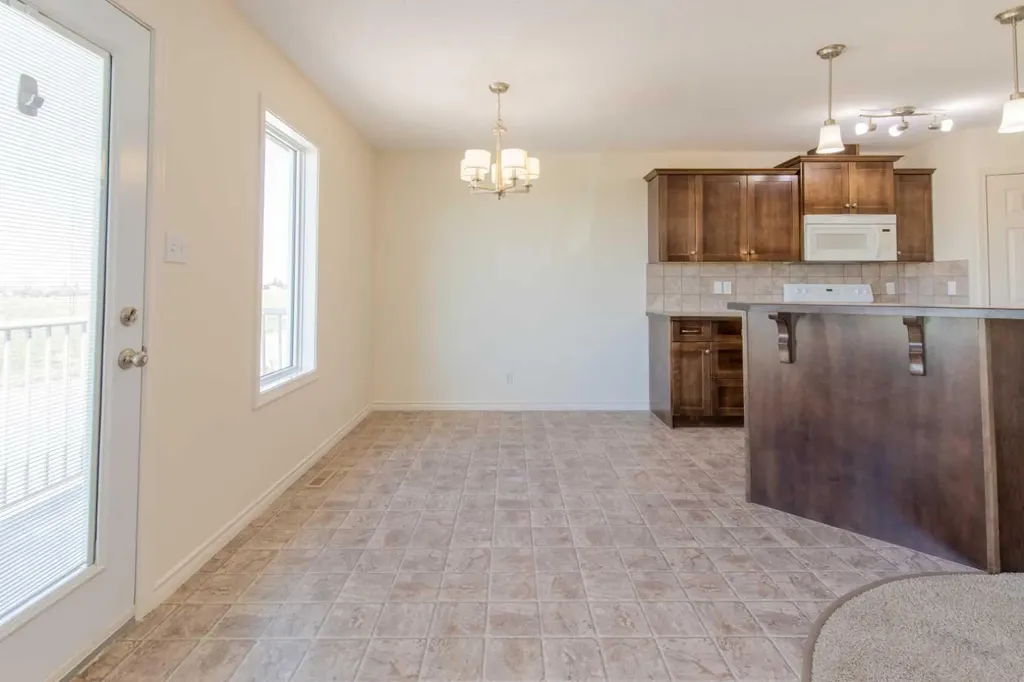4406 Lake Drive Coalhurst AB T0L0V2