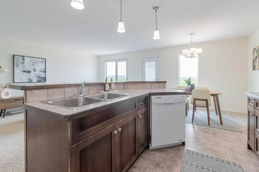 4406 Lake Drive Coalhurst AB T0L0V2