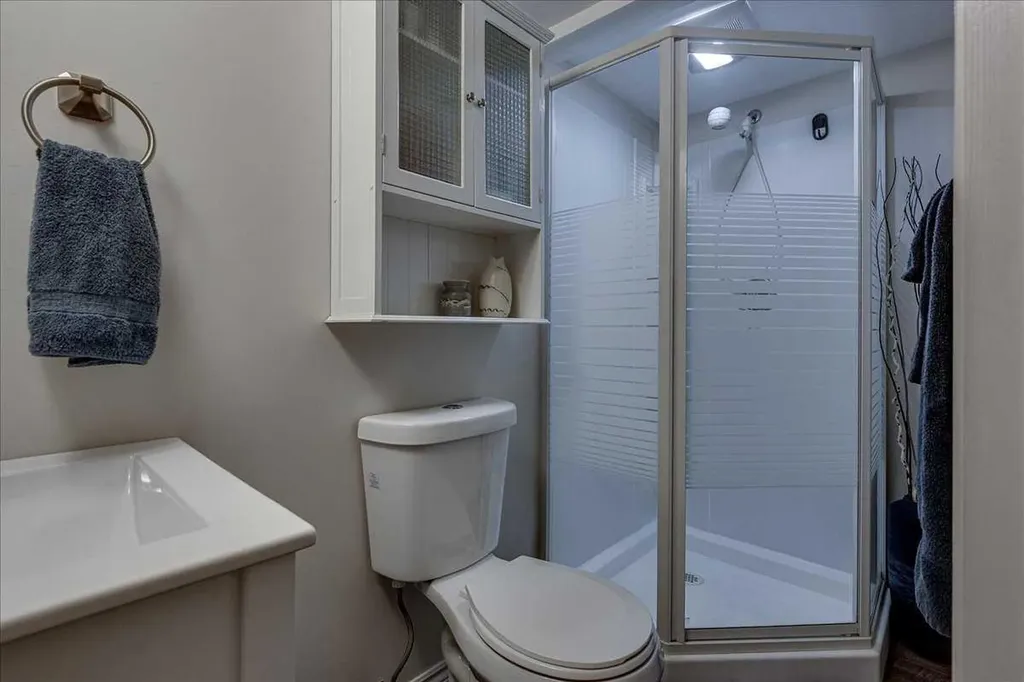 5323 Margodt Close Innisfail AB T4G 1E6