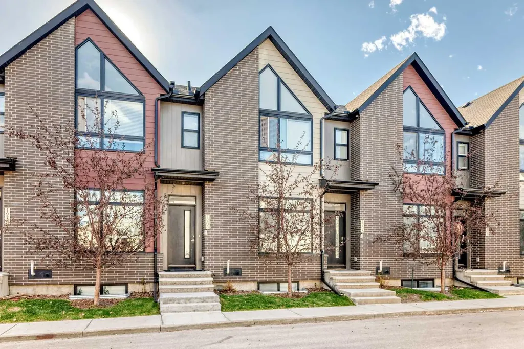 1208 Sage Meadows Gardens NW Calgary AB T3P1K3