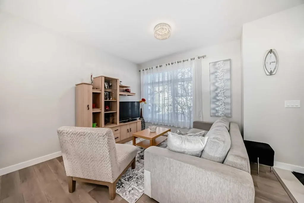 1208 Sage Meadows Gardens NW Calgary AB T3P1K3