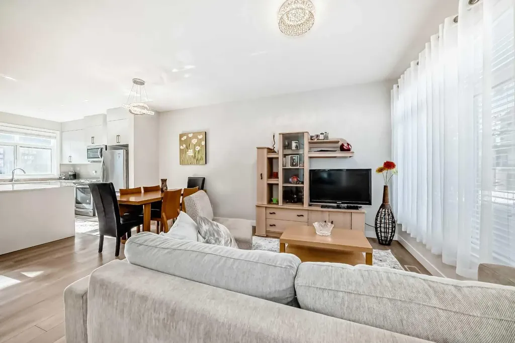 1208 Sage Meadows Gardens NW Calgary AB T3P1K3