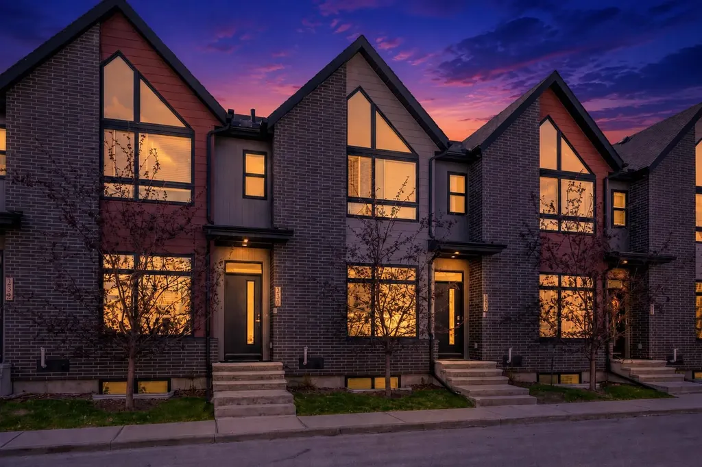 1208 Sage Meadows Gardens NW Calgary AB T3P1K3