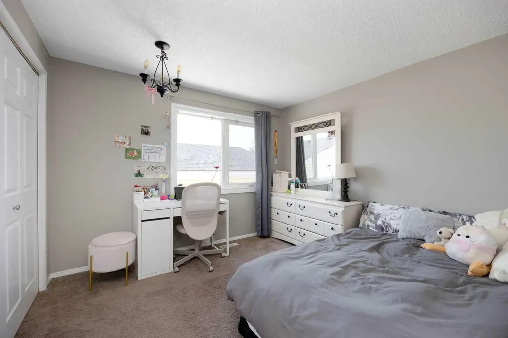 150 Wylie Place Fort Mcmurray AB T9H 4R4