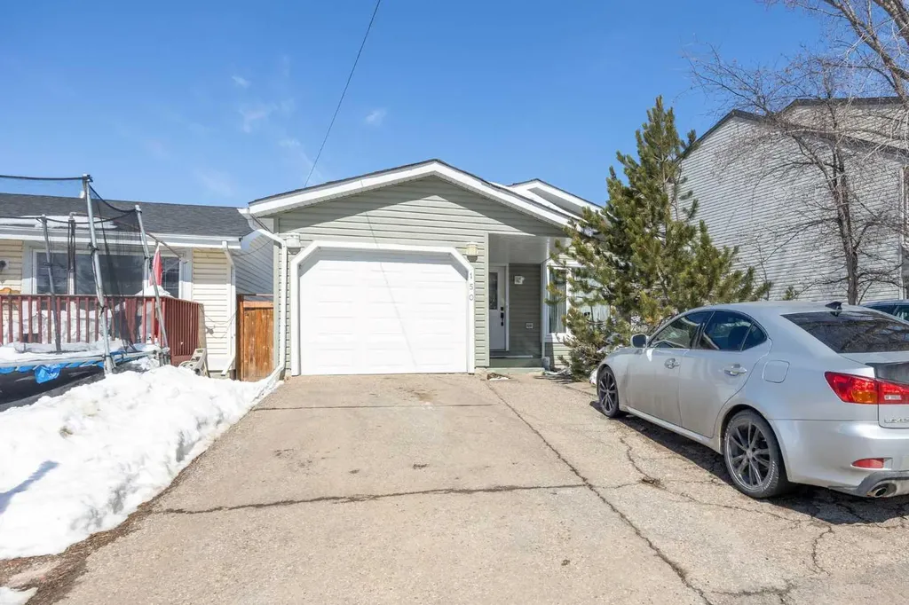 150 Wylie Place Fort Mcmurray AB T9H 4R4