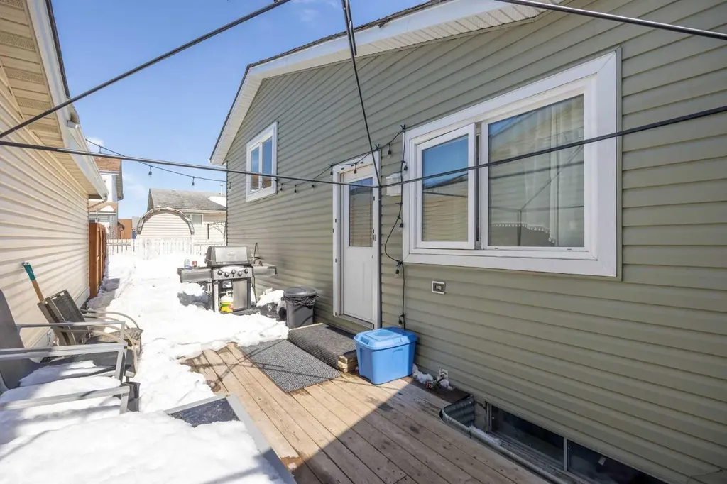 150 Wylie Place Fort Mcmurray AB T9H 4R4