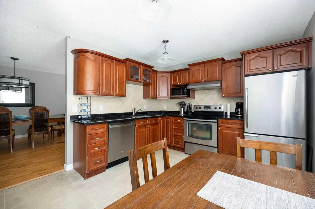 150 Wylie Place Fort Mcmurray AB T9H 4R4