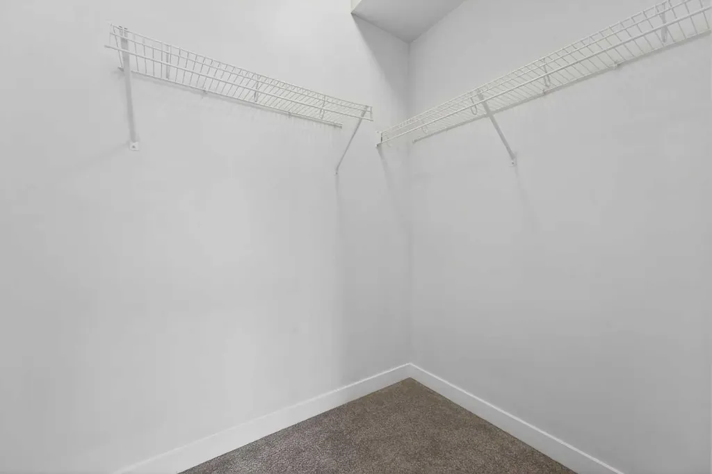 12 Evanscrest Gardens NW Calgary AB T3P0S1