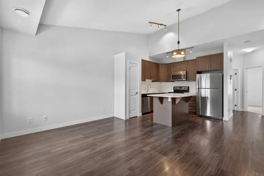 12 Evanscrest Gardens NW Calgary AB T3P0S1