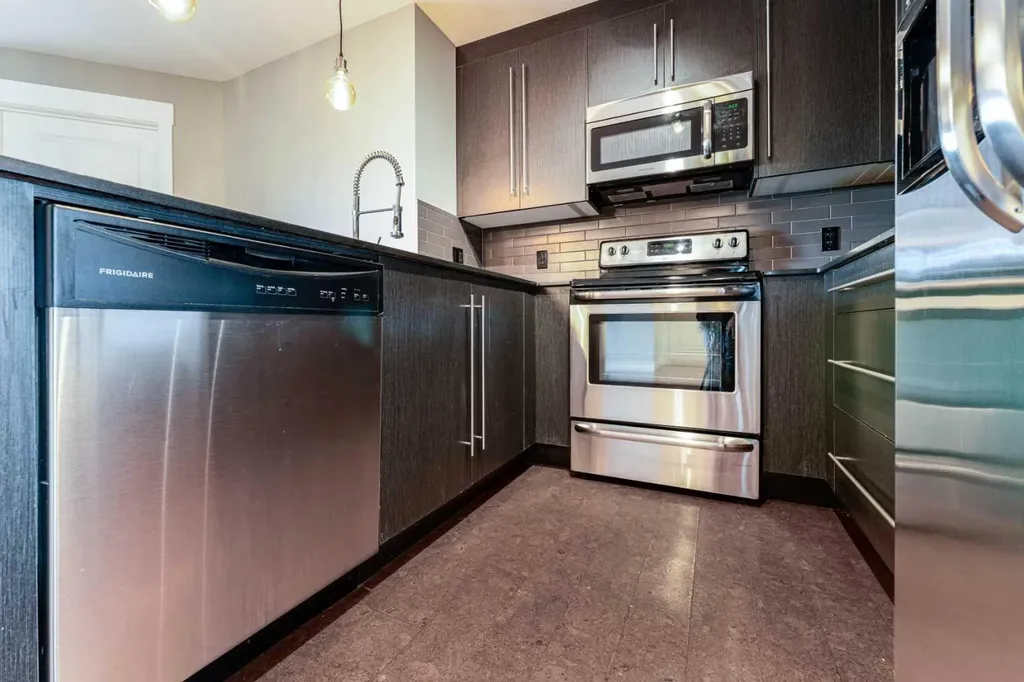 11 Mahogany Row SE Calgary AB T3M 2L6