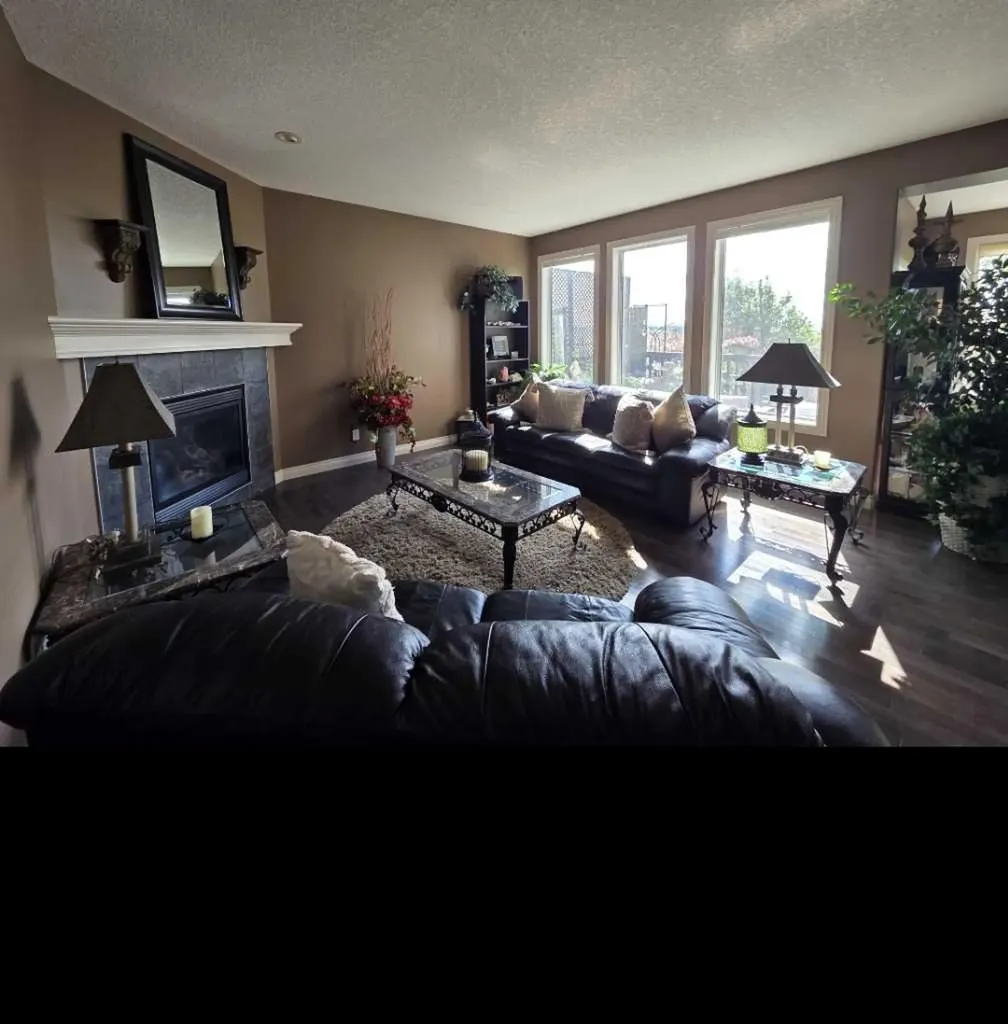 460 Sunset Link Crossfield AB T0M 0S0