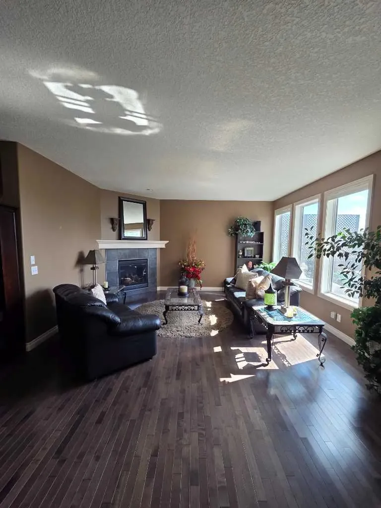460 Sunset Link Crossfield AB T0M 0S0
