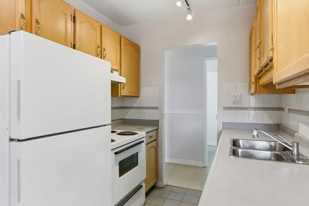 120 15 Avenue SW Calgary AB T2R 0P5