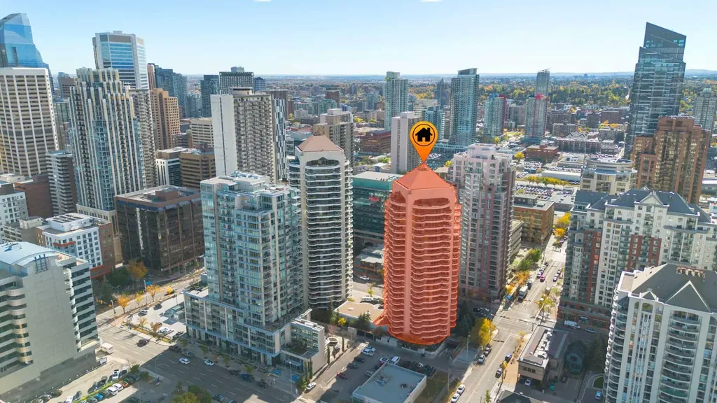 1088 6 Avenue SW Calgary AB T2P 5N3