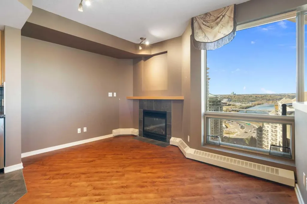 1088 6 Avenue SW Calgary AB T2P 5N3