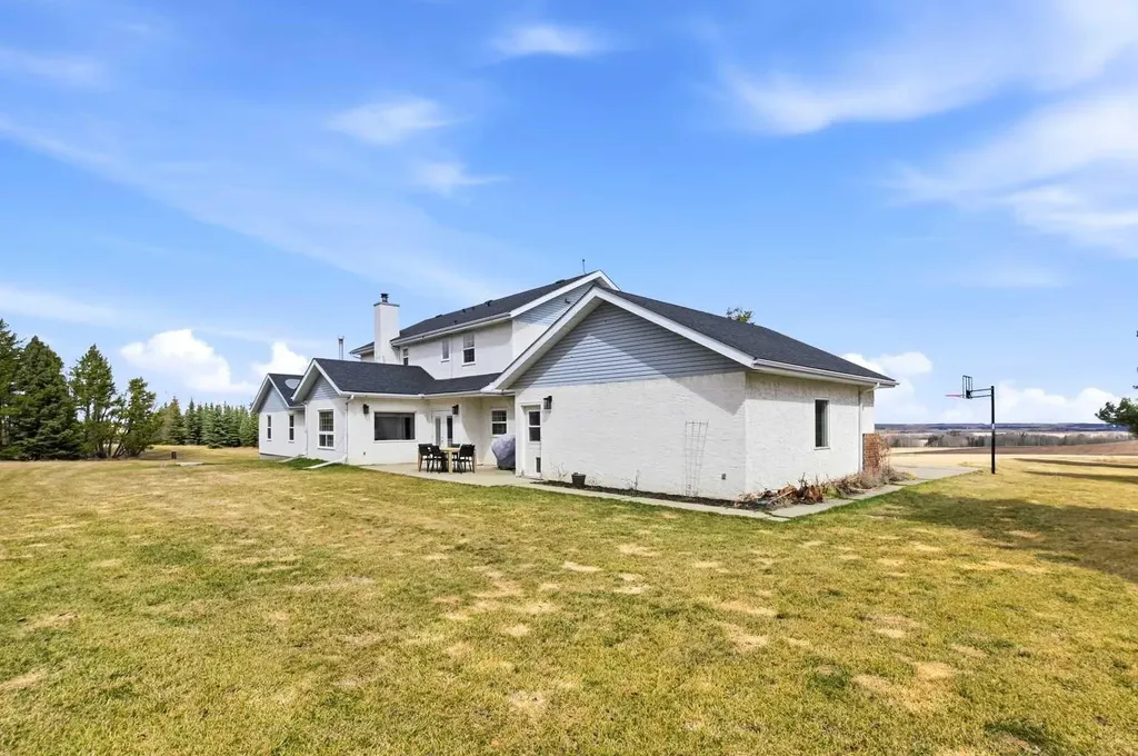 3110 Township Road 411 Rural Lacombe County AB T0C0J0