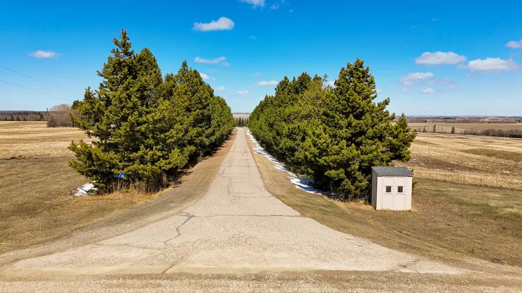 3110 Township Road 411 Rural Lacombe County AB T0C0J0