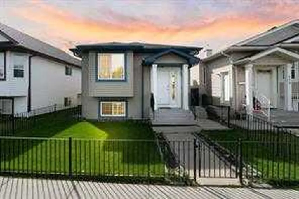 119 Taravista Drive NE Calgary AB t3j 4t2