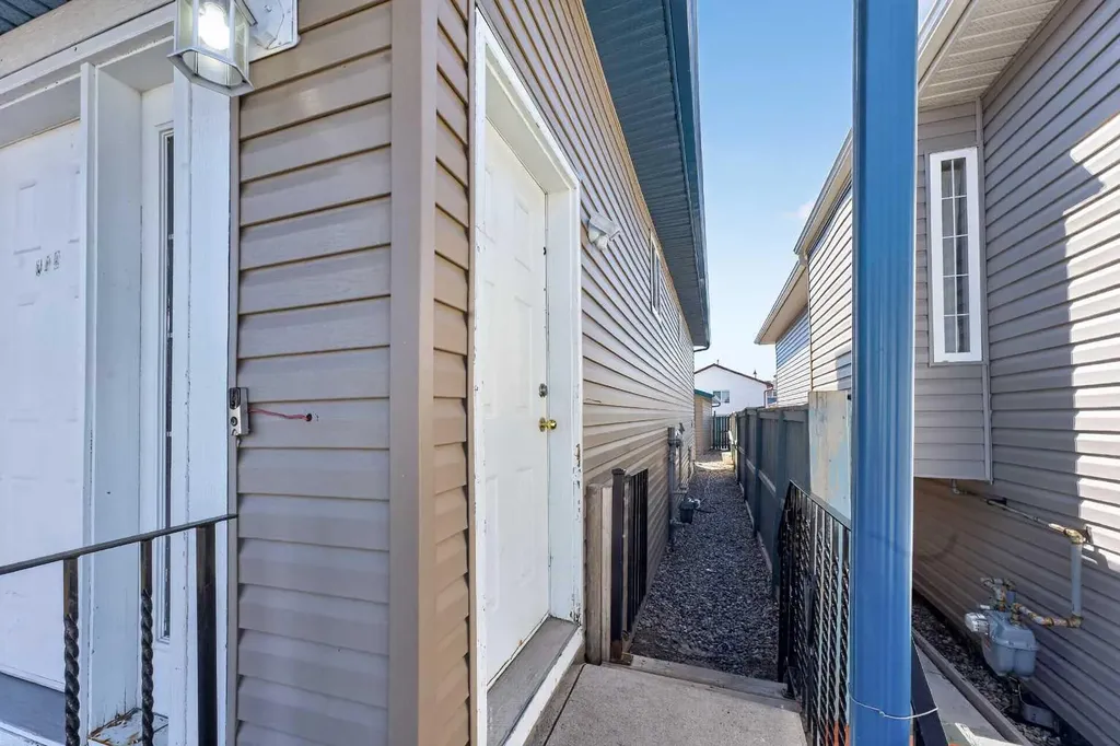 119 Taravista Drive NE Calgary AB t3j 4t2