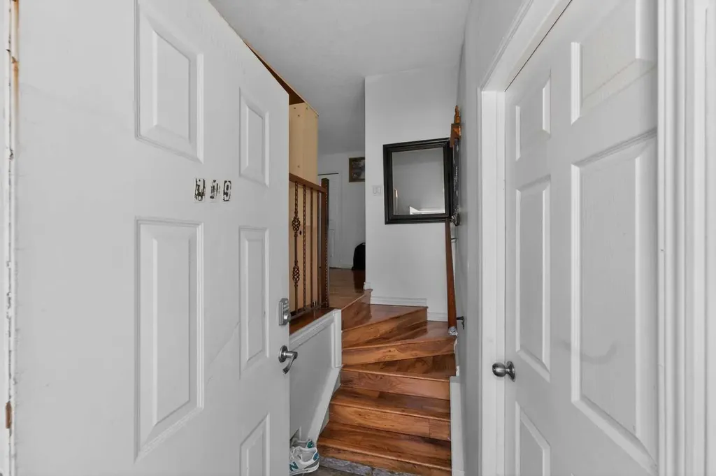 119 Taravista Drive NE Calgary AB t3j 4t2